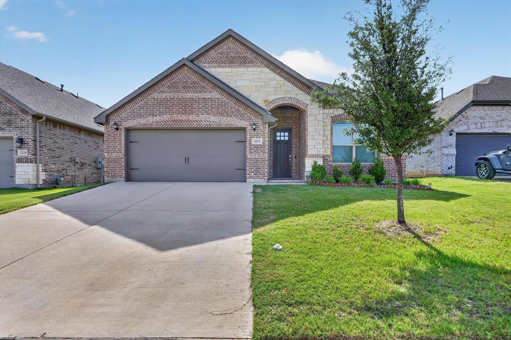 1233 Collett Sublett Road Kennedale, TX 76060 - Photo 1 of 34