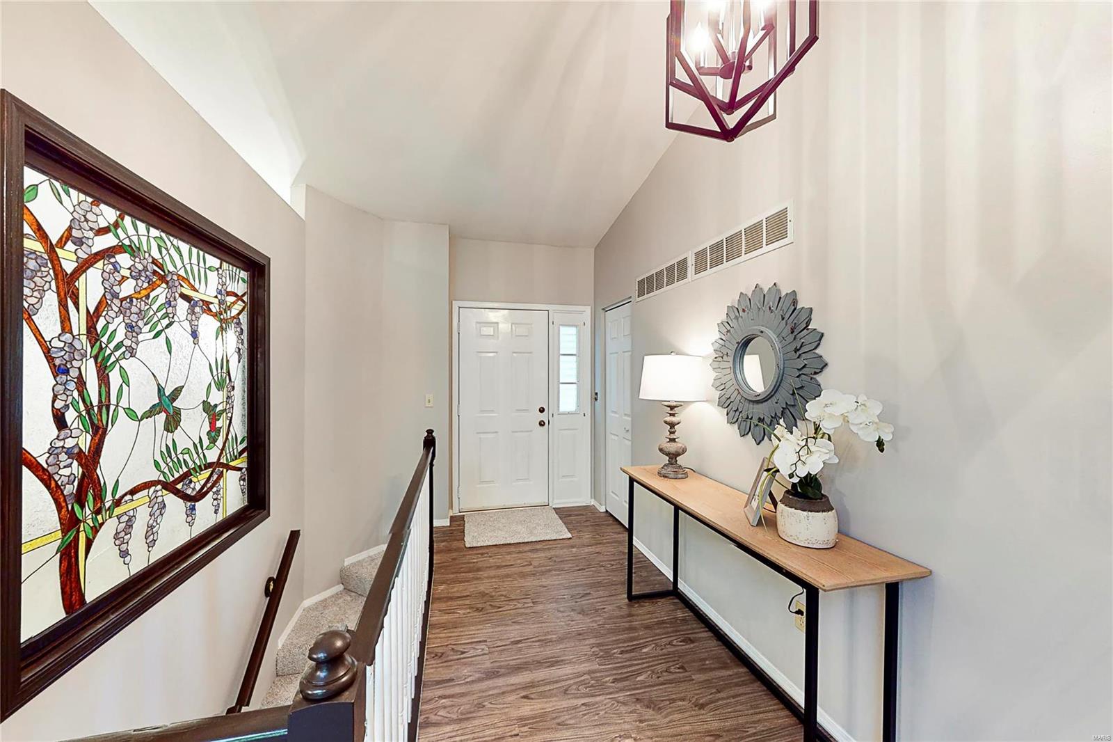 552 Oak Ridge Trails Court Ballwin, MO 63021 - Photo 2 of 39 Gallery Image 2