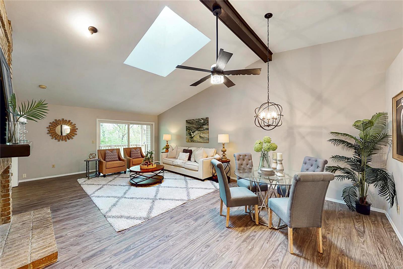 552 Oak Ridge Trails Court Ballwin, MO 63021 - Photo 6 of 39 Gallery Image 6