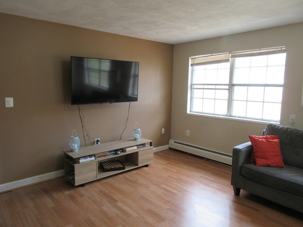 253 Boston Post Road East, Unit 9 Marlborough, MA 01752 - Photo 4 of 11