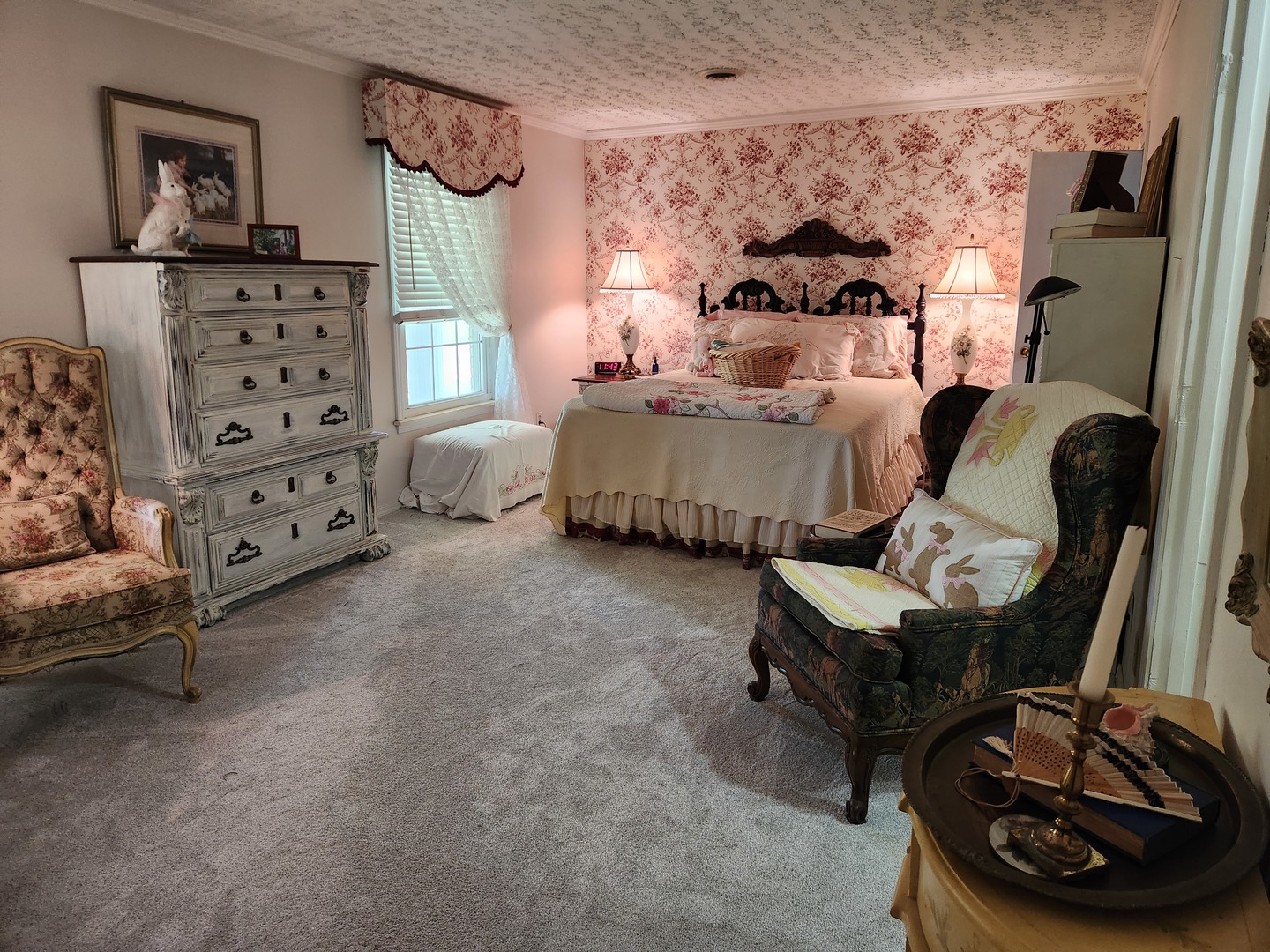 766 East Fairfield Road Mount Vernon, IL 62864 - Photo 55 of 134 a bedroom with furniture and a dresser