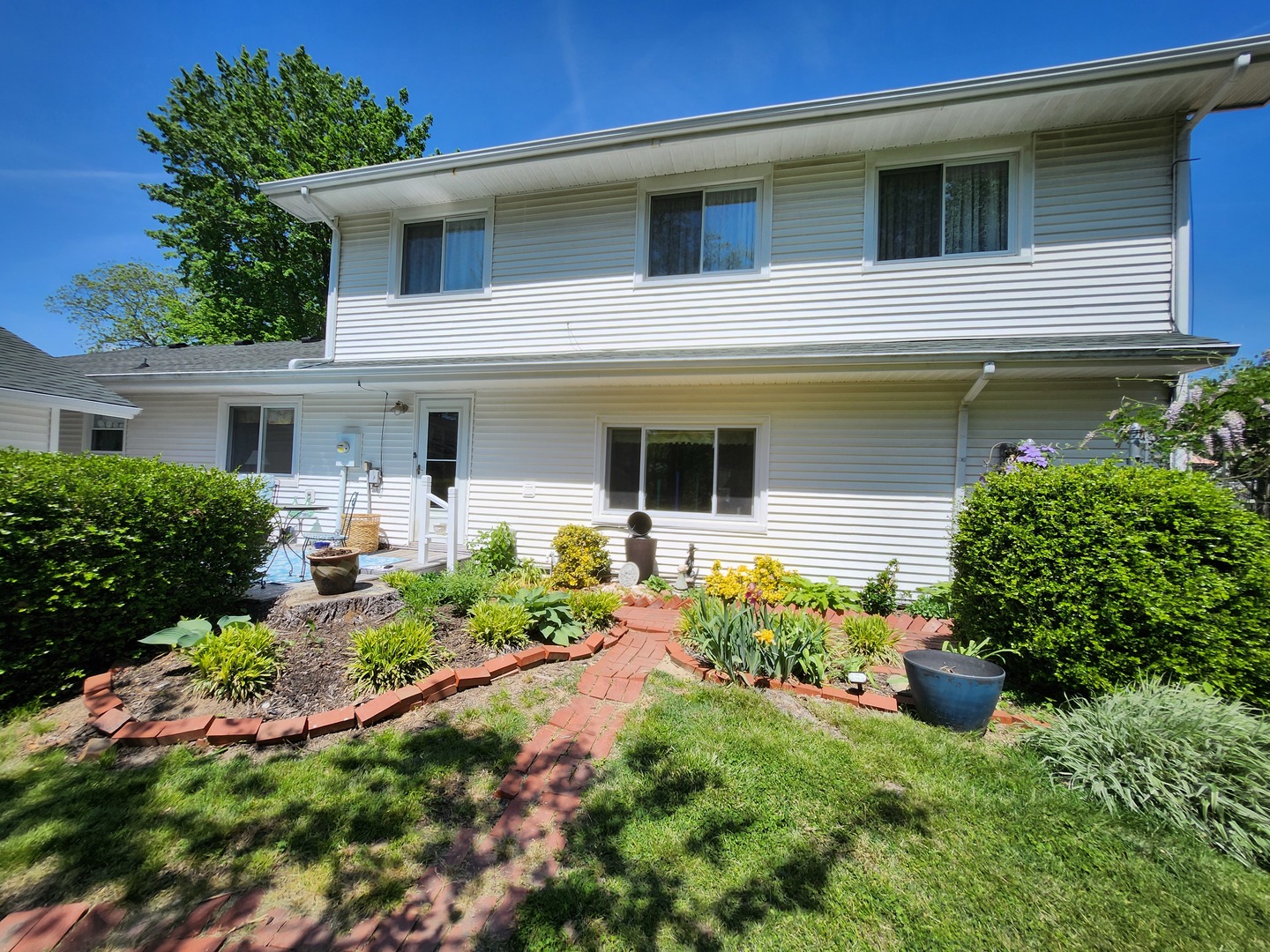 766 East Fairfield Road Mount Vernon, IL 62864 - Photo 9 of 134