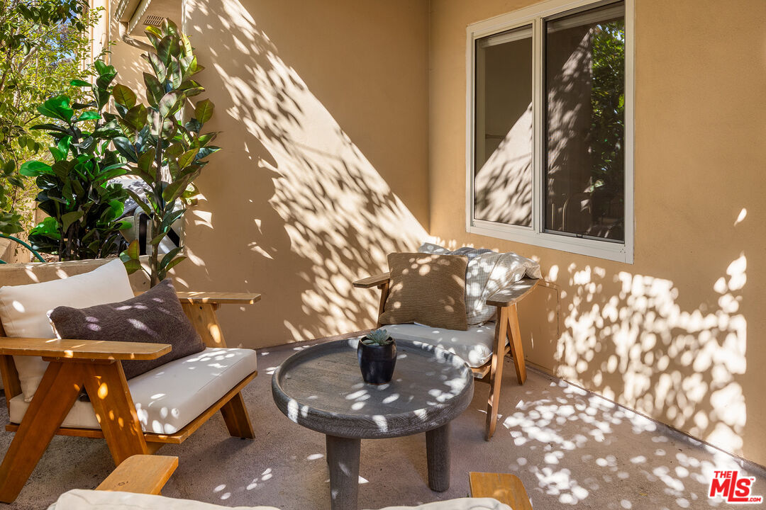 911 7th Street, Unit D Santa Monica, CA 90403 - Photo 14 of 19