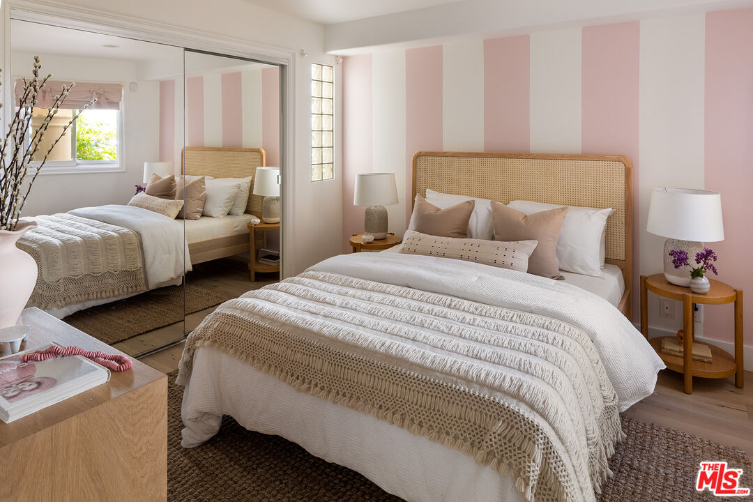 911 7th Street, Unit D Santa Monica, CA 90403 - Photo 15 of 19