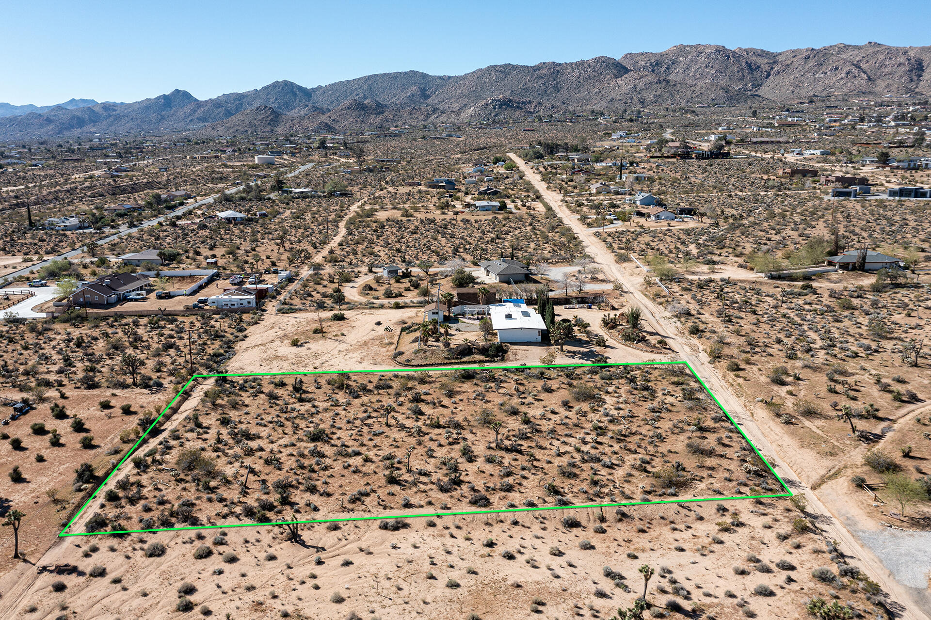 102 Saddleback Road Joshua Tree, CA 92252 - Photo 4 of 18 DJI_0039