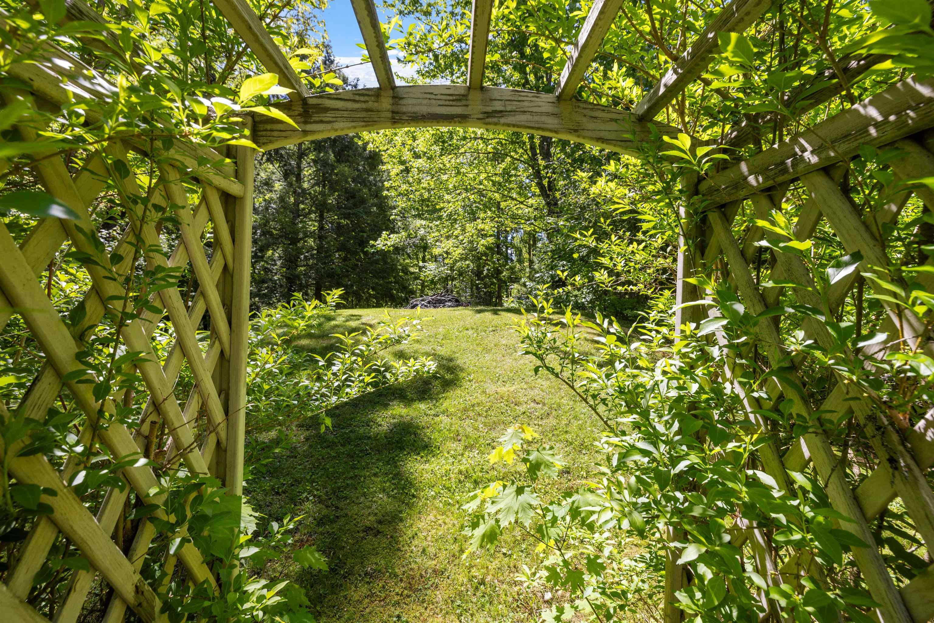 4 Turnpike Road Northfield, NH 03276 - Photo 25 of 60
