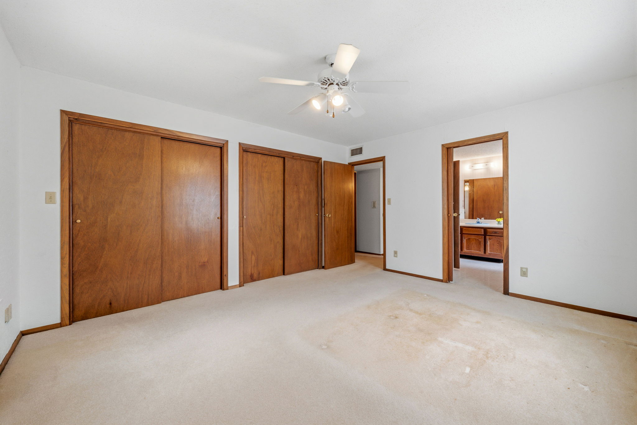 272 Old Coach Lane Elgin, TX 78621 - Photo 16 of 39