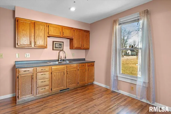 $119,000 | 819 West Franklin Street, Taylorville, IL 62568