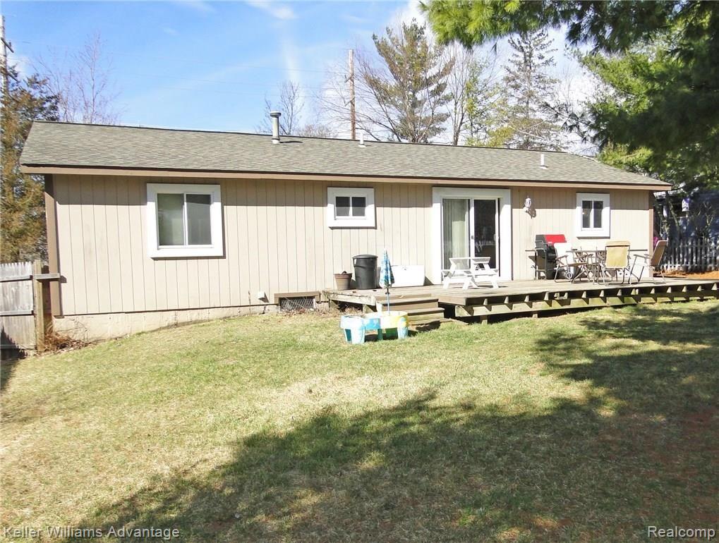 2740 South Commerce Road Walled Lake, MI 48390 - Photo 14 of 15 Back Exterior.jpg