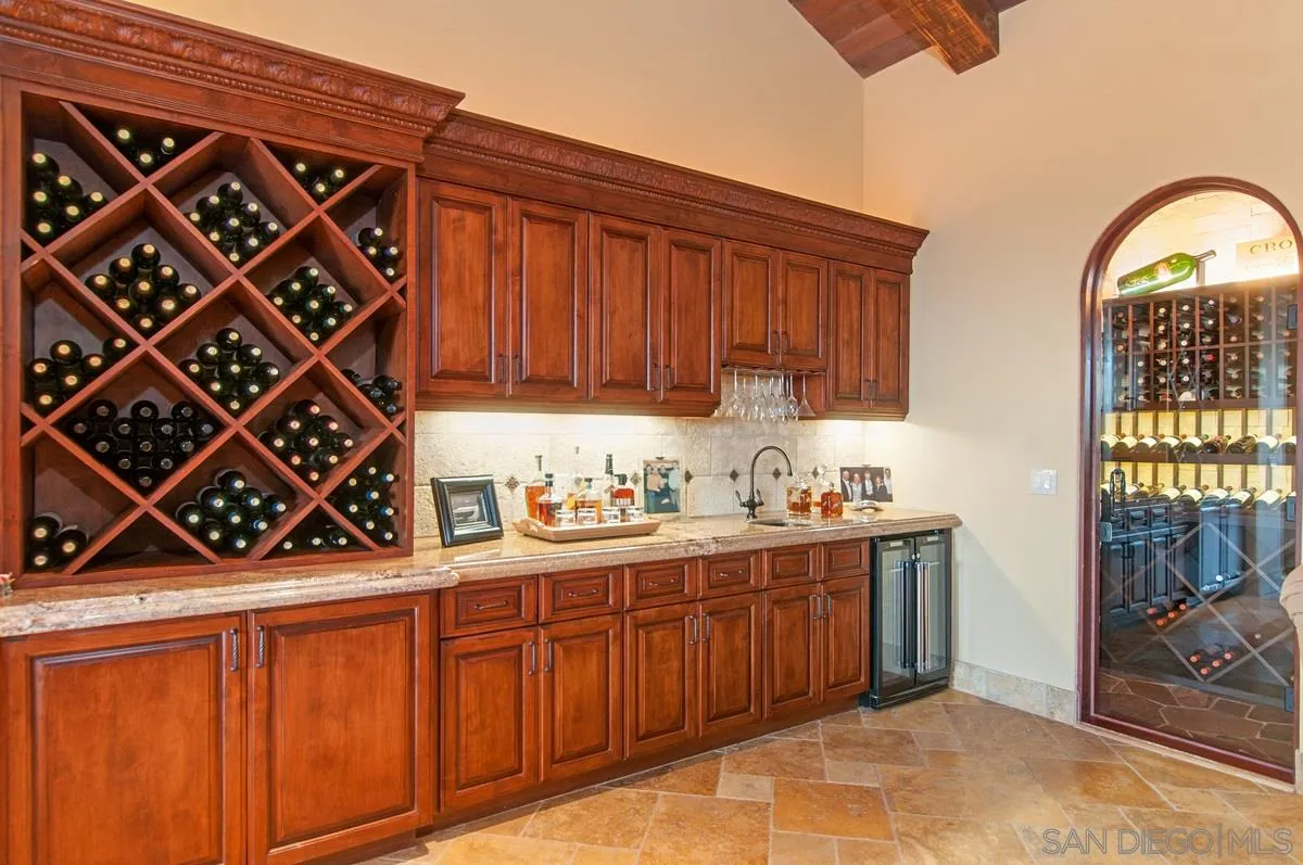 18382 Via Ambiente Rancho Santa Fe, CA 92067 - Photo 11 of 18 Gallery Image 11