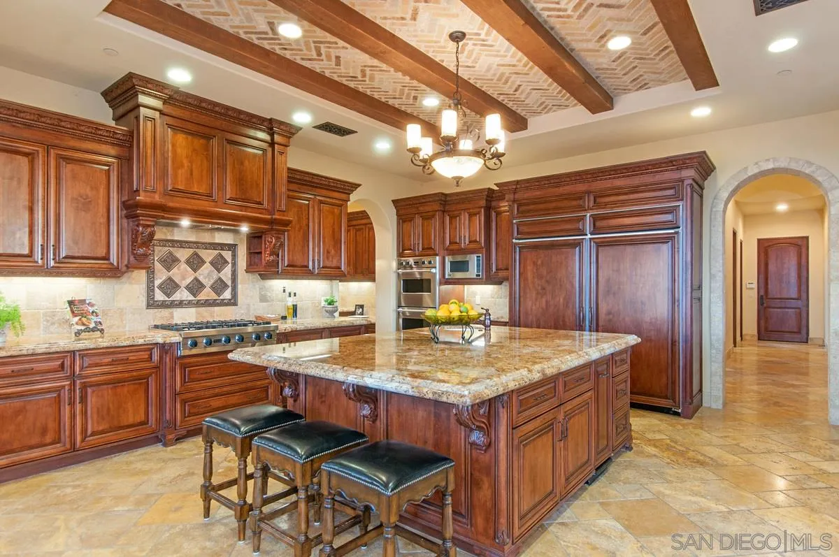 18382 Via Ambiente Rancho Santa Fe, CA 92067 - Photo 10 of 18 Gallery Image 10