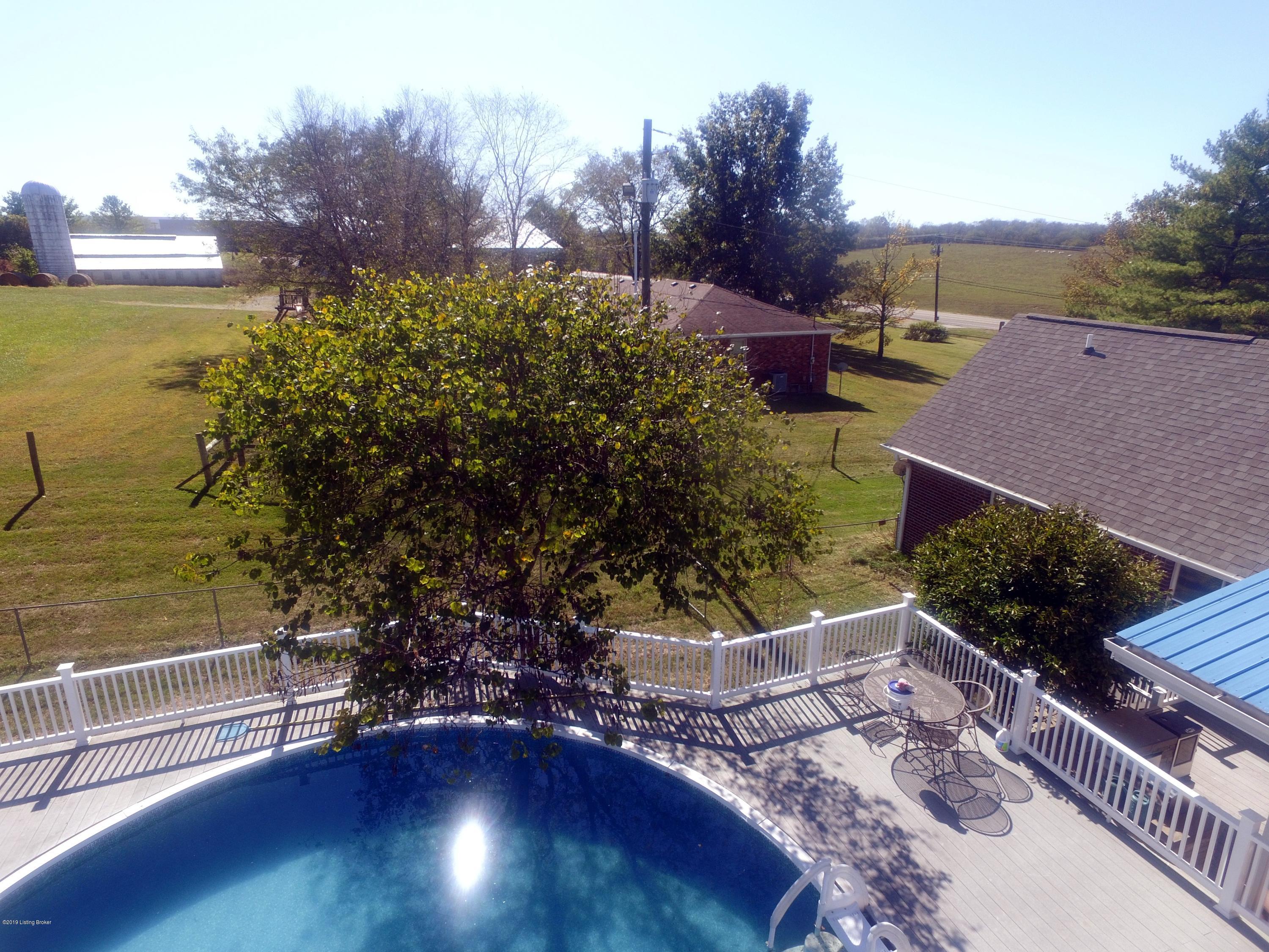 876 Eminence Road Eminence, KY 40019 - Photo 69 of 93 Maint Free Railing