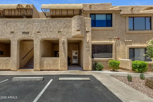 $385,000 | 16107 East Emerald Drive, Unit 109, Fountain Hills, AZ 85268