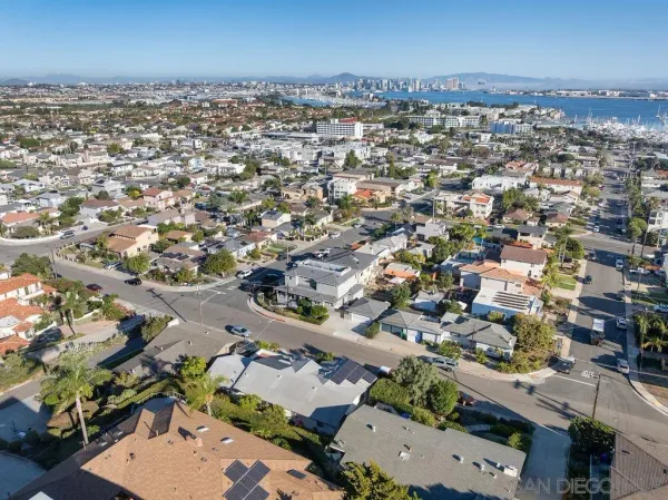 $2,495,000 | 1525 Willow Street, San Diego, CA 92106