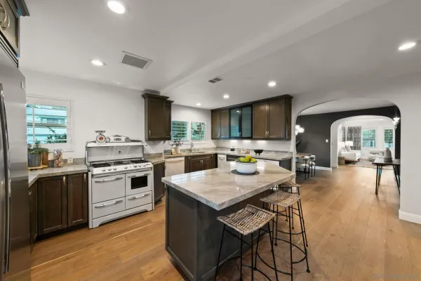 $2,495,000 | 1525 Willow Street, San Diego, CA 92106