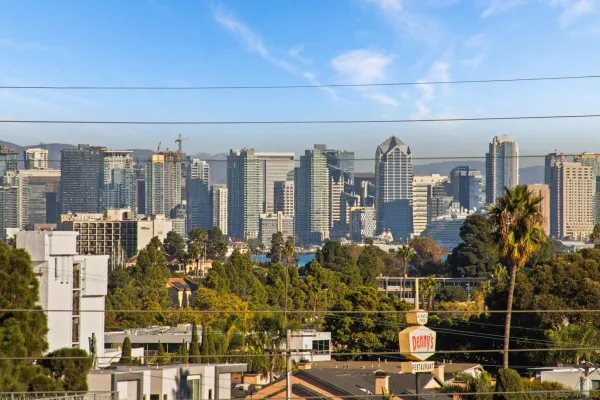 $2,495,000 | 1525 Willow Street, San Diego, CA 92106