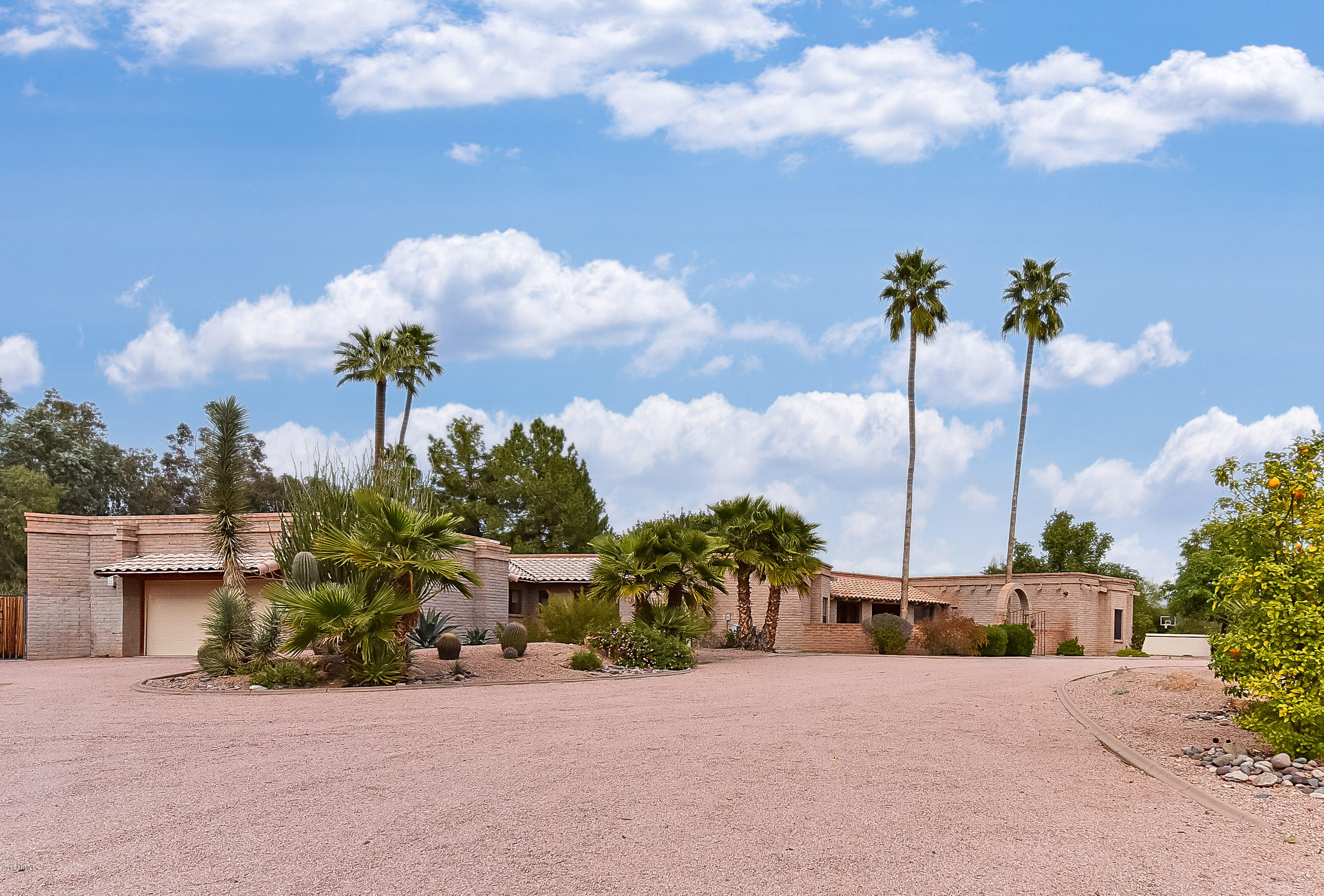 6230 East Doubletree Ranch Road Paradise Valley, AZ 85253 - Photo 2 of 33 Front 2