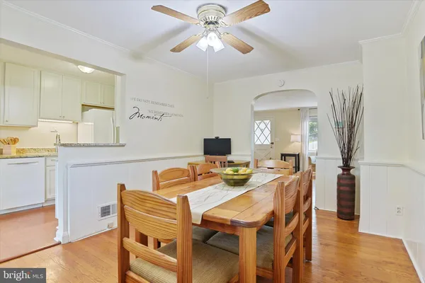 $299,900 | Frederick Avenue, Catonsville, MD 21228