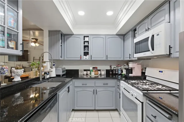 $640,000 | 2637 West Cameron Court, Unit 118, Anaheim, CA 92801