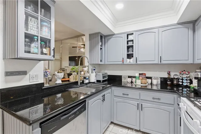 $640,000 | 2637 West Cameron Court, Unit 118, Anaheim, CA 92801