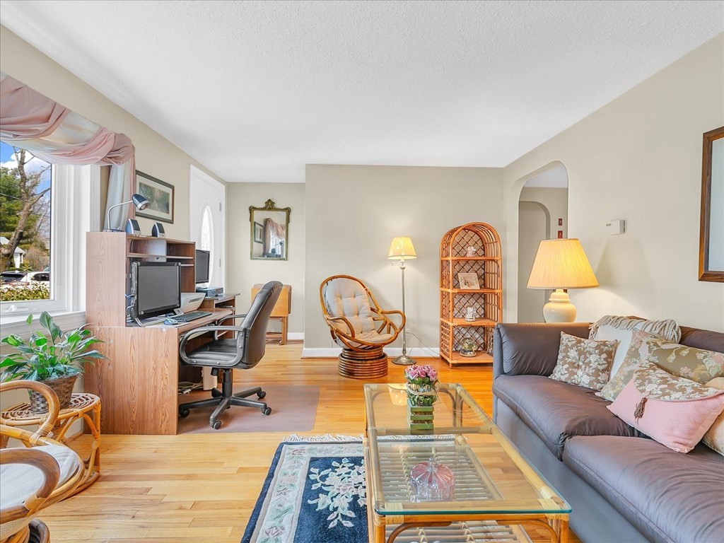 11 Barbara Road Danvers, MA 01923 - Photo 15 of 29