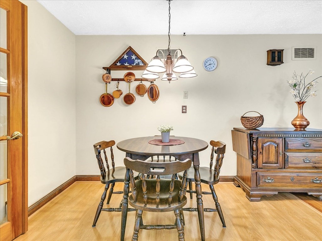 11 Barbara Road Danvers, MA 01923 - Photo 6 of 29