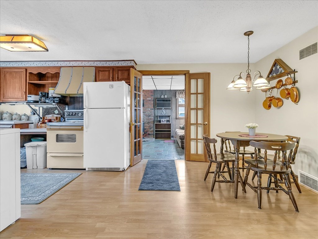 11 Barbara Road Danvers, MA 01923 - Photo 10 of 29