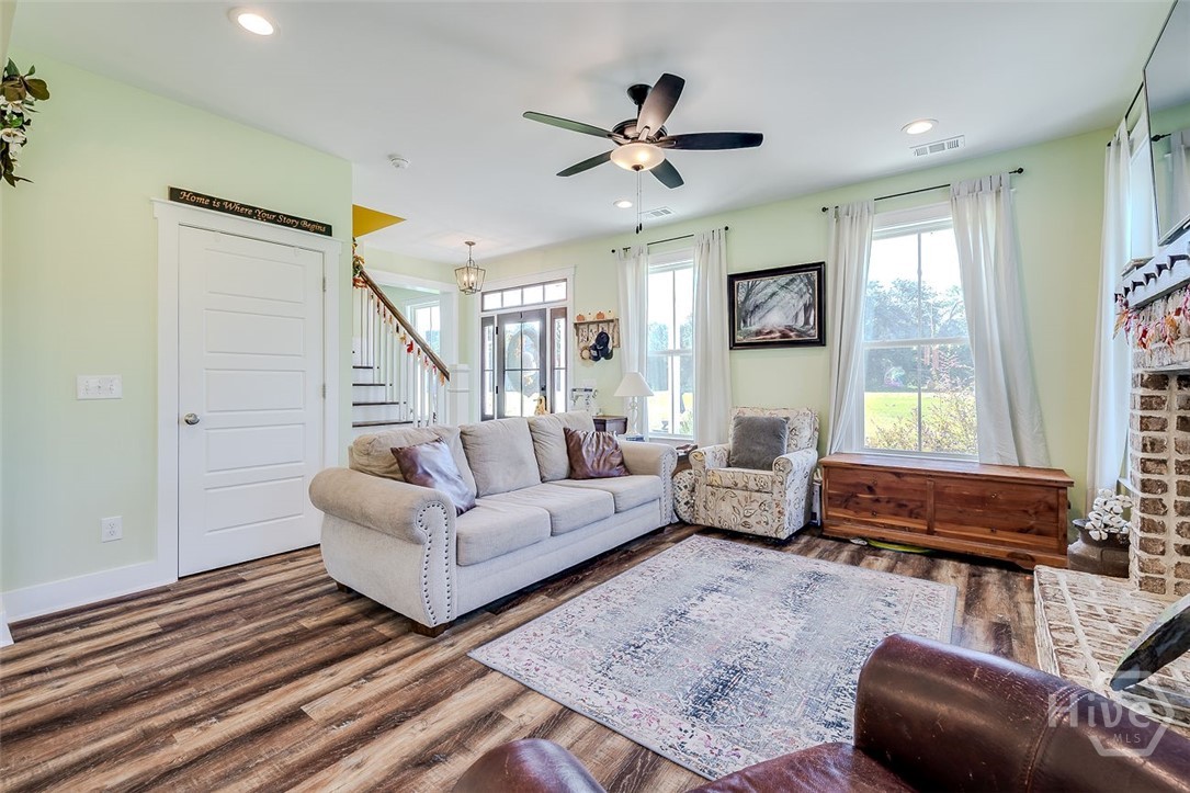 215 Lorenzo Hurst Road Springfield, GA 31329 - Photo 7 of 54