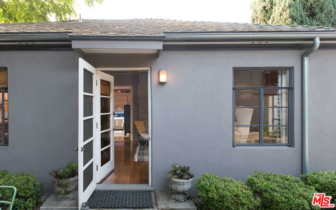 901 South Muirfield Road Los Angeles, CA 90019 - Photo 34 of 37 Gallery Image 34