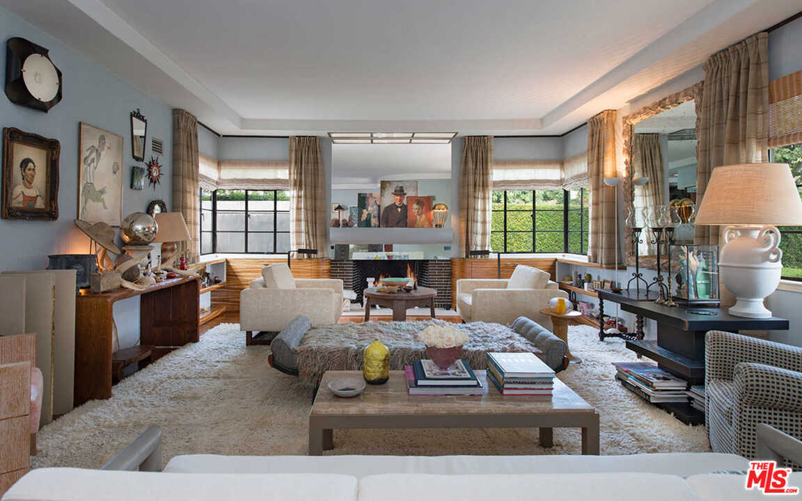 901 South Muirfield Road Los Angeles, CA 90019 - Photo 7 of 37 Gallery Image 7