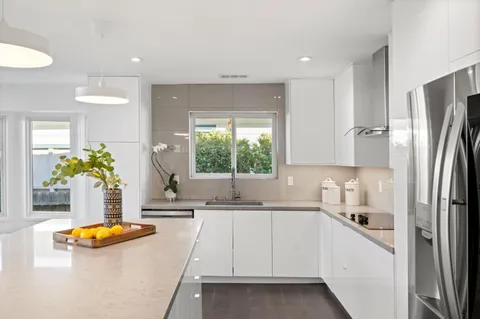 $2,499,000 | 953 Lupin Way, San Carlos, CA 94070