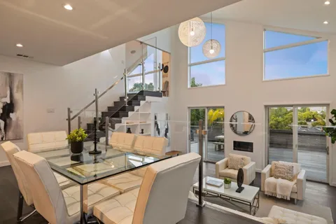 $2,499,000 | 953 Lupin Way, San Carlos, CA 94070