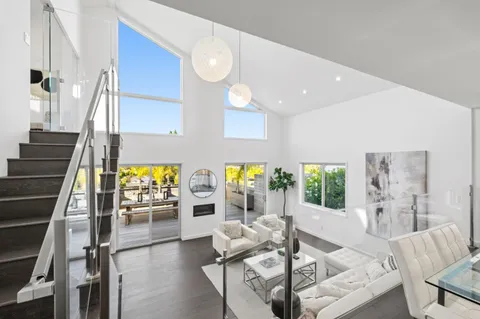 $2,499,000 | 953 Lupin Way, San Carlos, CA 94070