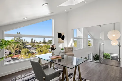 $2,499,000 | 953 Lupin Way, San Carlos, CA 94070