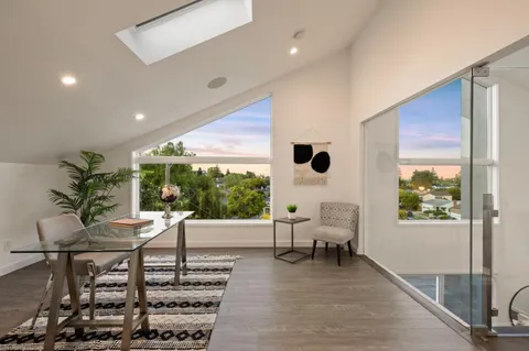 $2,499,000 | 953 Lupin Way, San Carlos, CA 94070