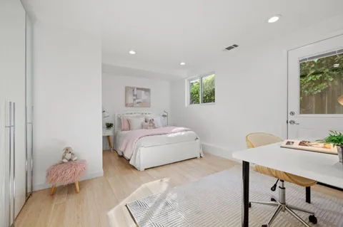 $2,499,000 | 953 Lupin Way, San Carlos, CA 94070