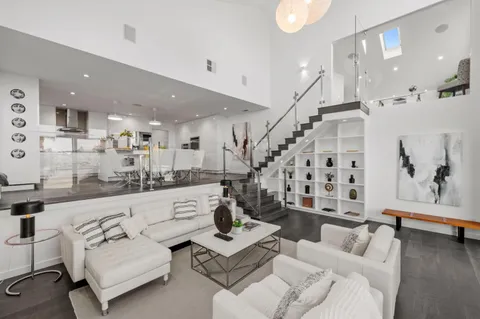 $2,499,000 | 953 Lupin Way, San Carlos, CA 94070
