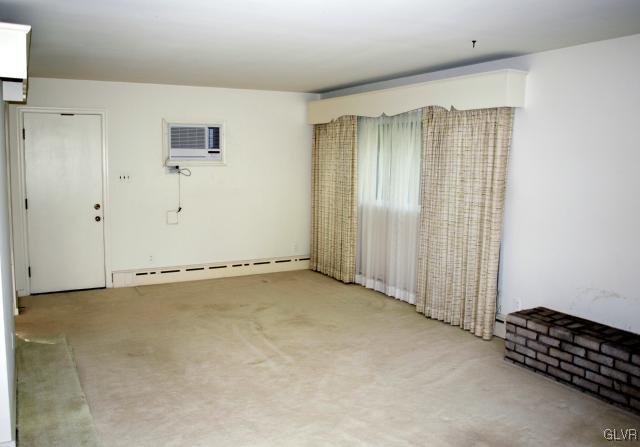 118 Pond Road Nazareth, PA 18064 - Photo 8 of 16 Gallery Image 8