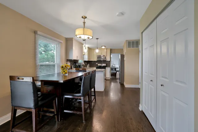 $649,900 | 562 Revere Avenue, Westmont, IL 60559