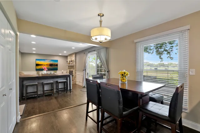 $649,900 | 562 Revere Avenue, Westmont, IL 60559