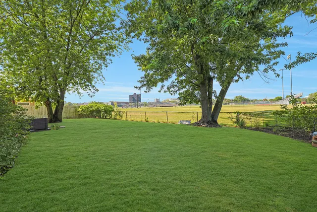 $649,900 | 562 Revere Avenue, Westmont, IL 60559