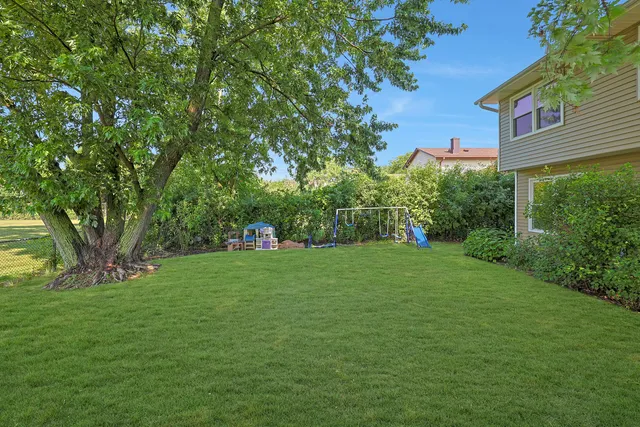 $649,900 | 562 Revere Avenue, Westmont, IL 60559