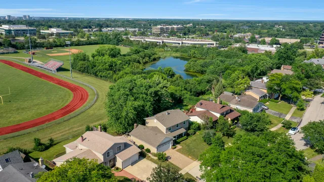 $649,900 | 562 Revere Avenue, Westmont, IL 60559