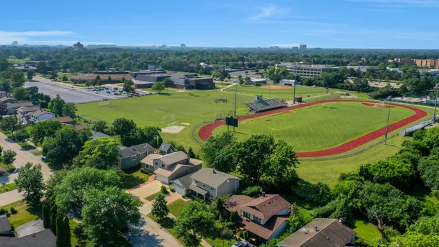 $649,900 | 562 Revere Avenue, Westmont, IL 60559