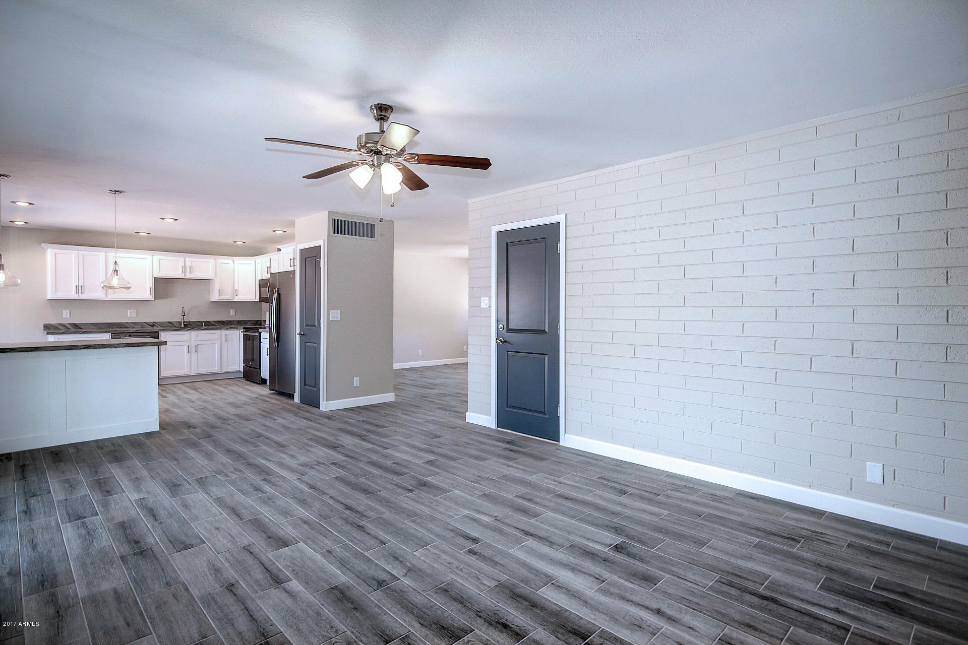 2335 West Rose Lane Phoenix, AZ 85015 - Photo 10 of 30 Rose (10)