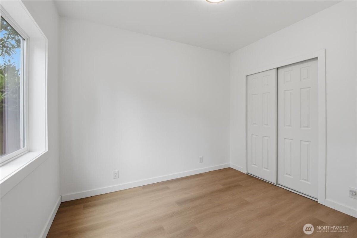851 Pierce Avenue Northeast Renton, WA 98056 - Photo 27 of 36