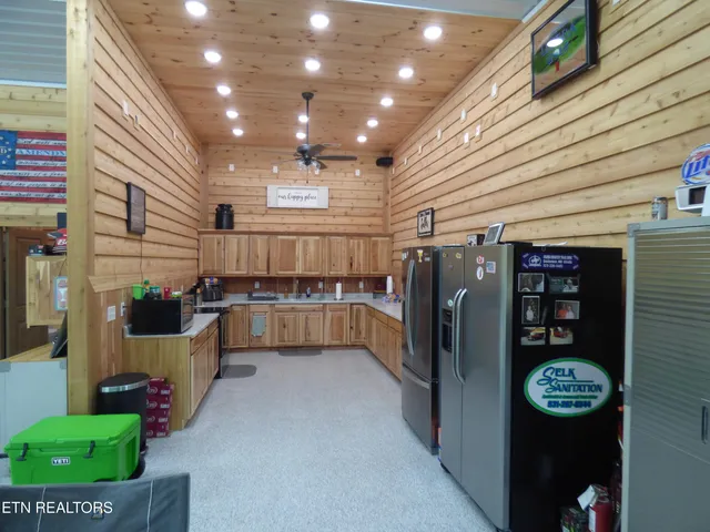 $1,490,000 | 873 South Old Mail Road, Crossville, TN 38572