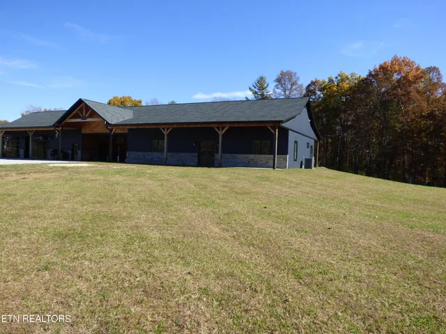 $1,490,000 | 873 South Old Mail Road, Crossville, TN 38572