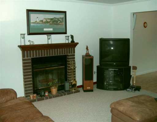 672 Meta Street Pittsburgh, PA 15211 - Photo 5 of 8 Gallery Image 5