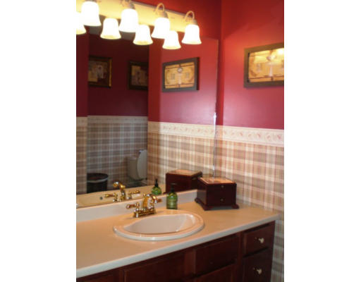 6 Pontiac Road Raynham, MA 02767 - Photo 15 of 30 Gallery Image 15